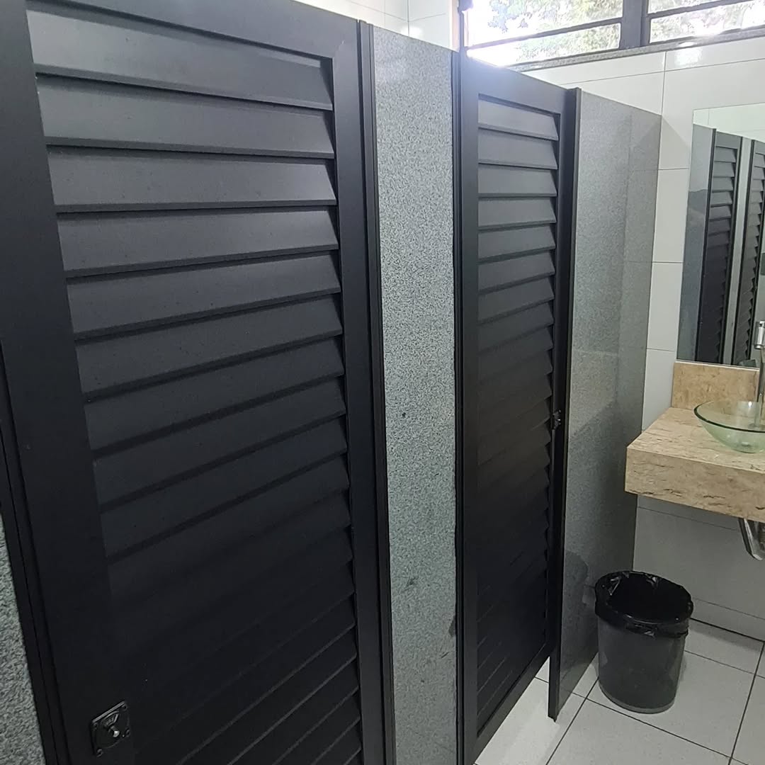 Detalhe de serviço de vidro finalizado